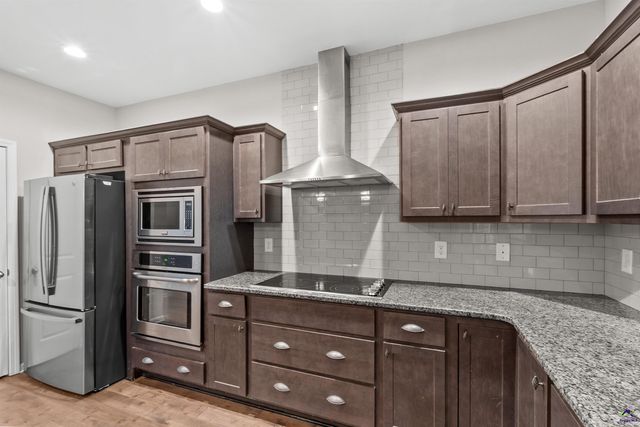 209 Dog Fennel Lane, Perry, GA 31069