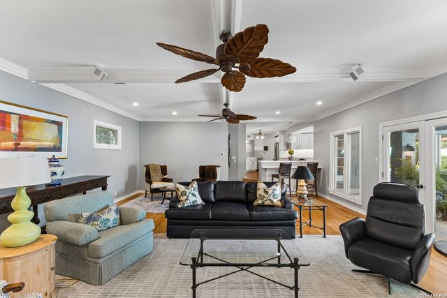 1020 WILTSHIRE AVE, Terrell Hills, TX 78209