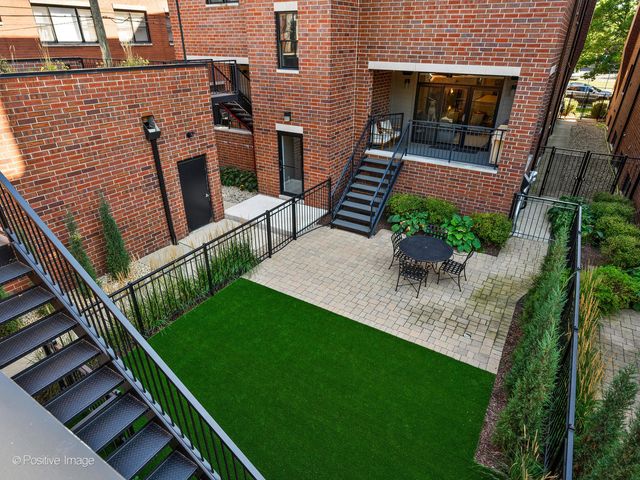 2018 W LEMOYNE Street 1W, Chicago, IL 60622