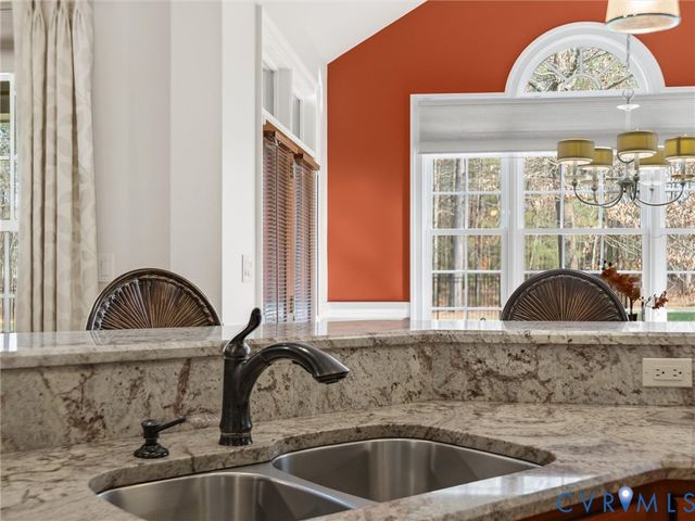 12713 Dell Hill Ct, Chester, VA 23831