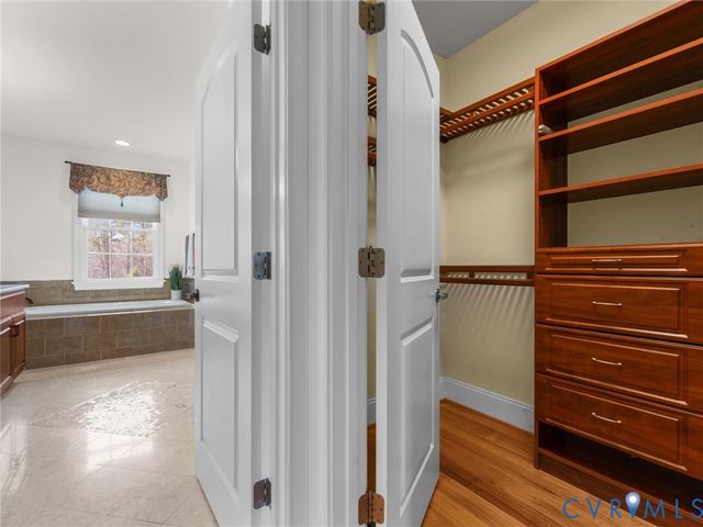 12713 Dell Hill Ct, Chester, VA 23831