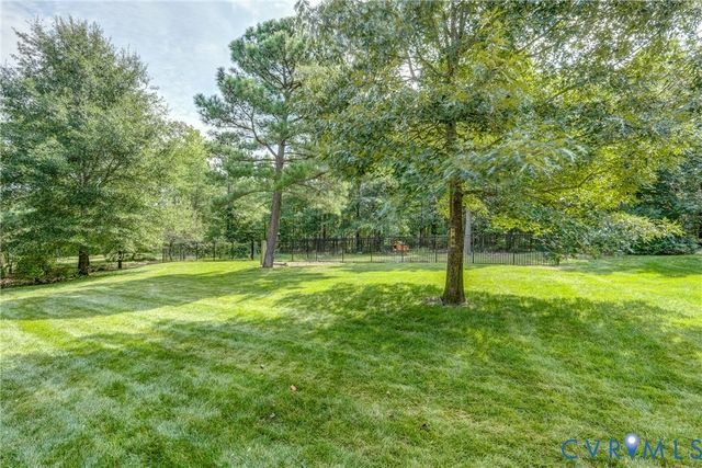 12713 Dell Hill Ct, Chester, VA 23831