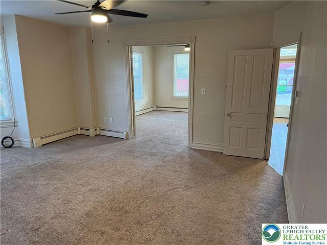 1053 Rising Sun Road, North Whitehall Twp, PA 18059