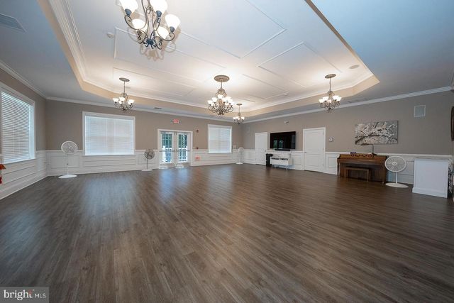 2250 STOCKTON DR, Schwenksville, PA 19473