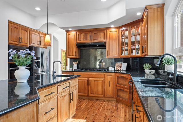 9414 214th Avenue E, Bonney Lake, WA 98391