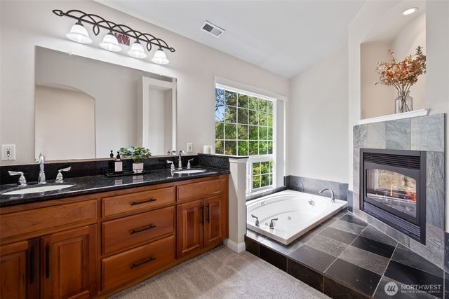 9414 214th Avenue E, Bonney Lake, WA 98391