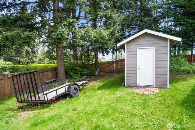 9414 214th Avenue E, Bonney Lake, WA 98391