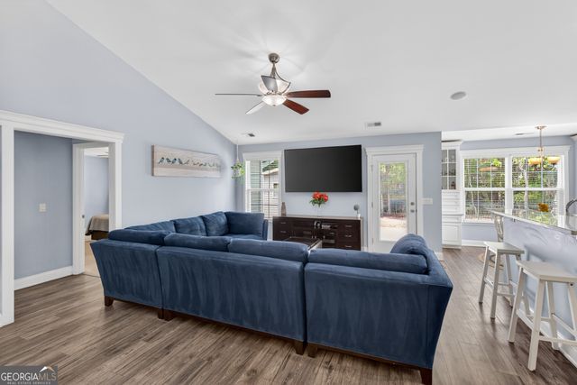 830 Garden Hills Loop, Richmond Hill, GA 31324