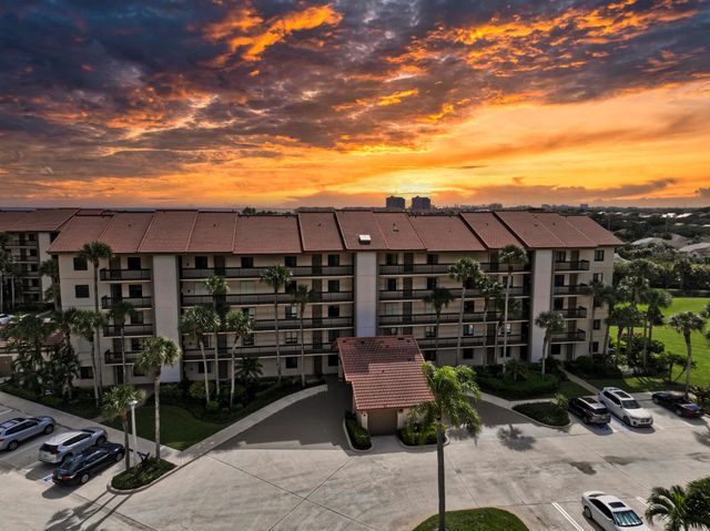 301 Ocean Bluffs Boulevard 5040, Jupiter, FL 33477