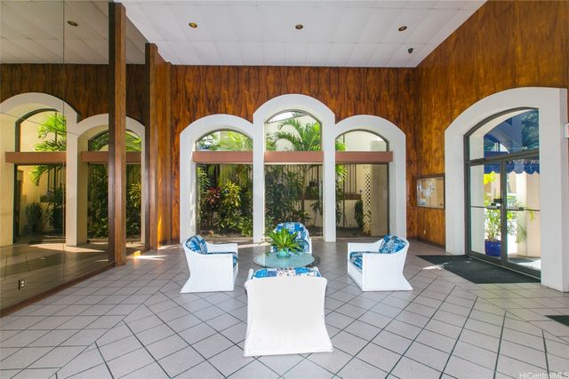 400 Hobron Lane 2614, Honolulu, HI 96815