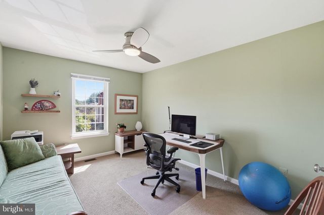 6086 HEATHERWOOD DR, Alexandria, VA 22310