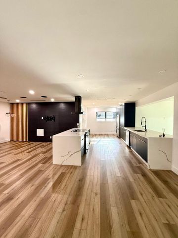 4411 Thomas Street, Hollywood, FL 33021