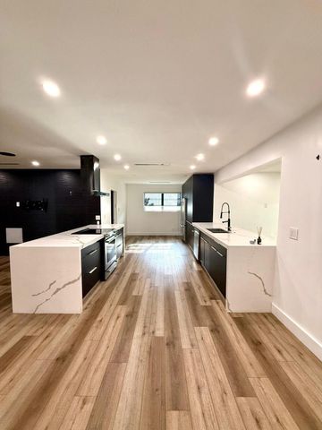 4411 Thomas Street, Hollywood, FL 33021