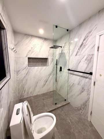 4411 Thomas Street, Hollywood, FL 33021