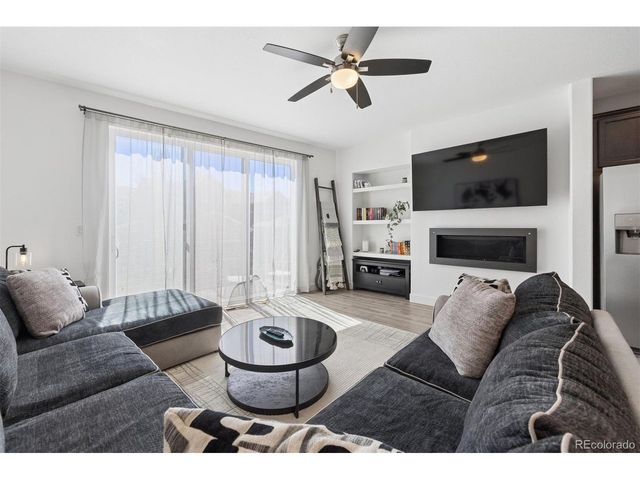 2600 Meadows Blvd B, Castle Rock, CO 80109