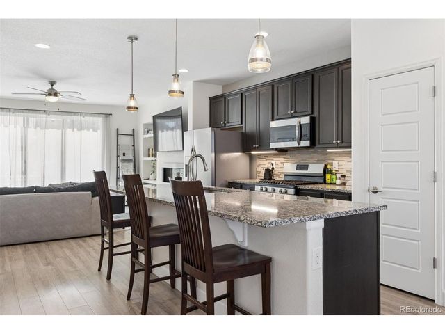 2600 Meadows Blvd B, Castle Rock, CO 80109