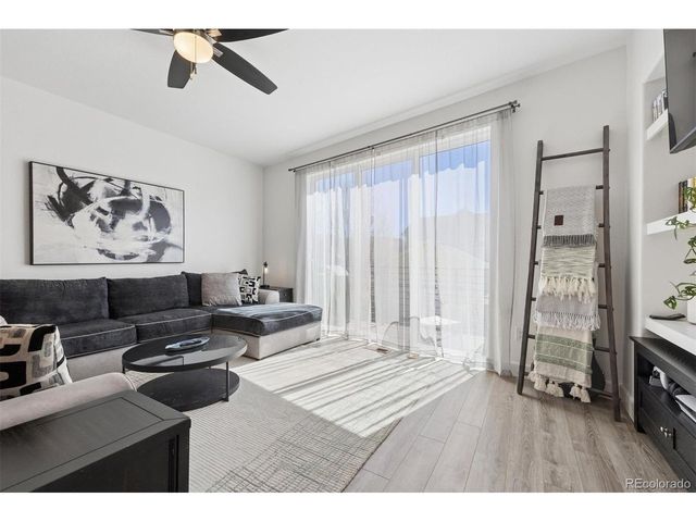 2600 Meadows Blvd B, Castle Rock, CO 80109