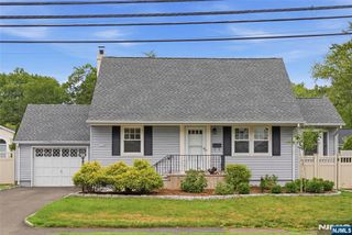 124 Rivervale Road, Westwood, NJ 07675