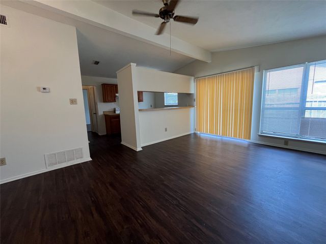 1435 BROOK MEADOW Circle, Lancaster, TX 75134