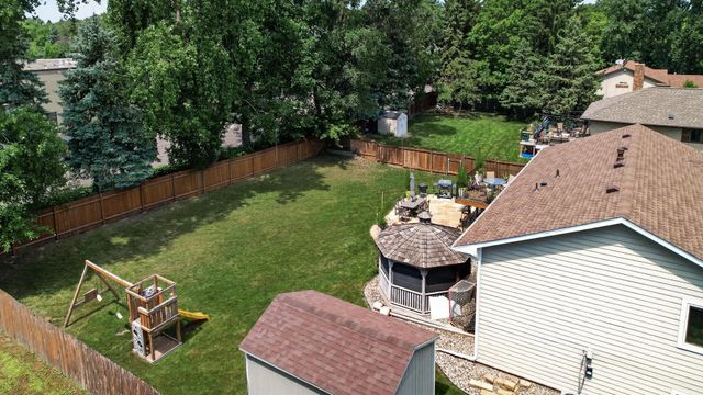 1415 Sycamore Lane N, Plymouth, MN 55441