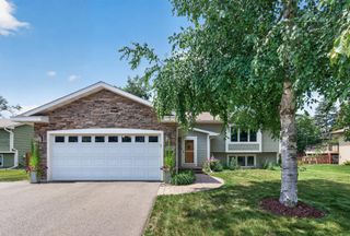 1415 Sycamore Lane N, Plymouth, MN 55441