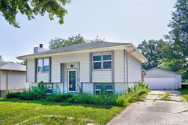 3219 SE 21st Street, Des Moines, IA 50320