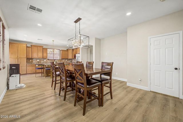 1617 W SAINT KATERI Drive, Phoenix, AZ 85041