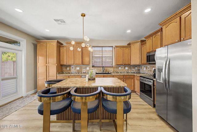 1617 W SAINT KATERI Drive, Phoenix, AZ 85041