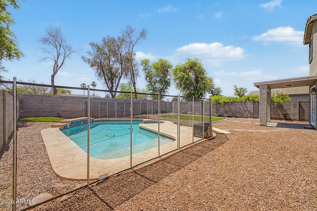 1617 W SAINT KATERI Drive, Phoenix, AZ 85041