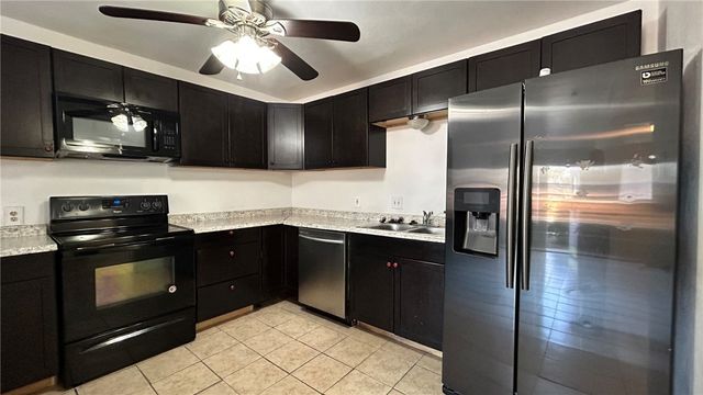 1004 Austin St 2, Portland, TX 78374