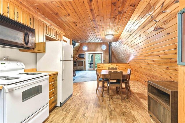 N9261 Perkins ROAD, Mindoro, WI 54644