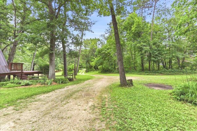 N9261 Perkins ROAD, Mindoro, WI 54644