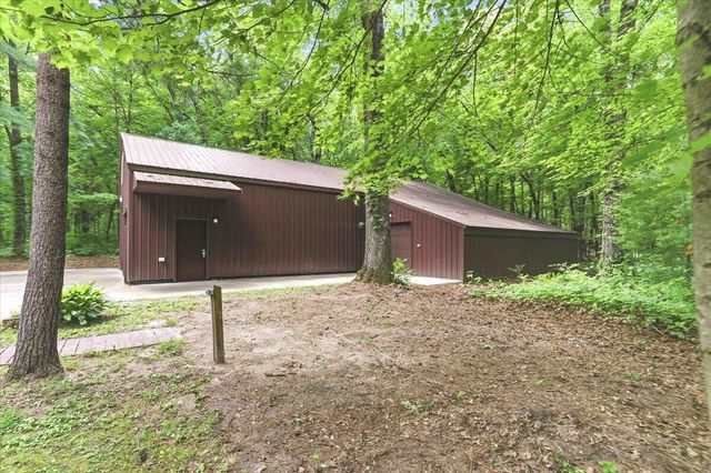 N9261 Perkins ROAD, Mindoro, WI 54644
