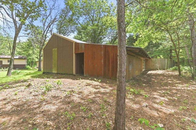 N9261 Perkins ROAD, Mindoro, WI 54644