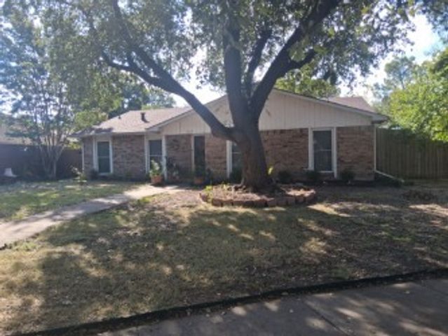 410 Ivy Way, Garland, TX 75043
