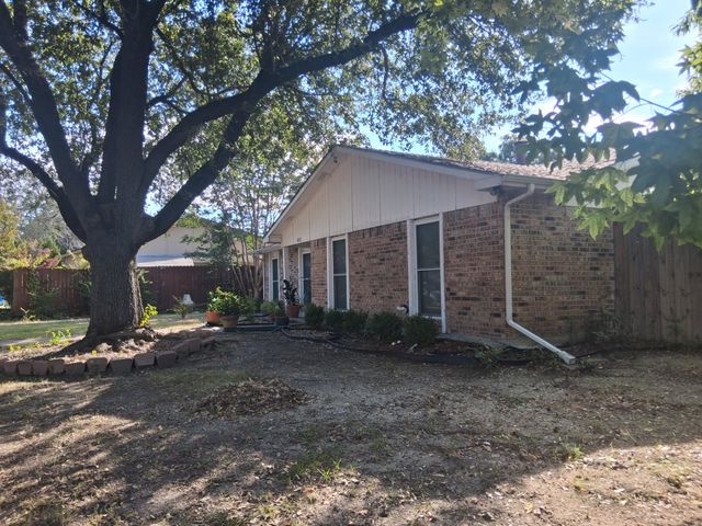 410 Ivy Way, Garland, TX 75043