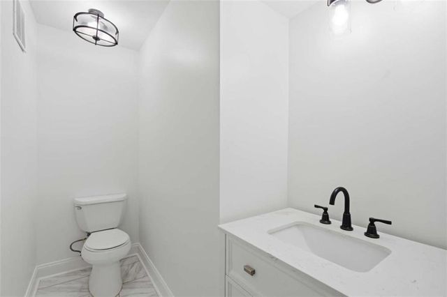 6980 Roswell Road K4, Atlanta, GA 30328