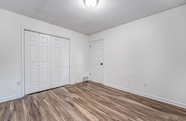 1320 FOX TRACE DR, Memphis, TN 38016