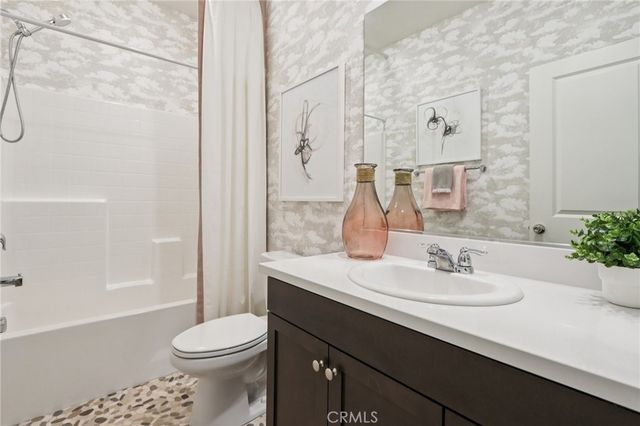 32057 Rambling Court, Winchester, CA 92596