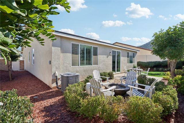 32057 Rambling Court, Winchester, CA 92596