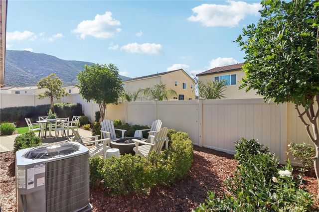 32057 Rambling Court, Winchester, CA 92596