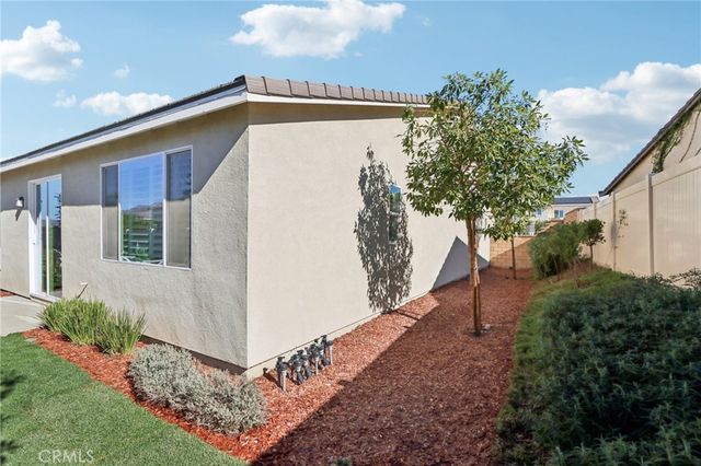 32057 Rambling Court, Winchester, CA 92596