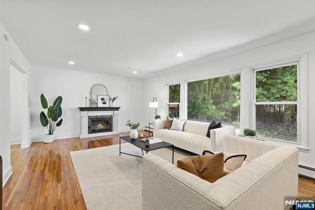 23 John Street, Emerson, NJ 07630