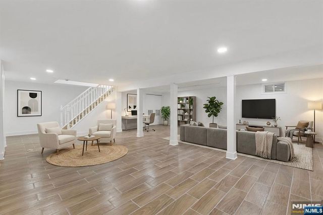 23 John Street, Emerson, NJ 07630