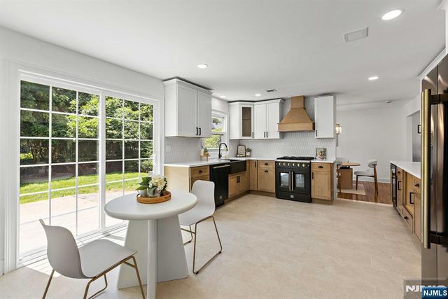 23 John Street, Emerson, NJ 07630