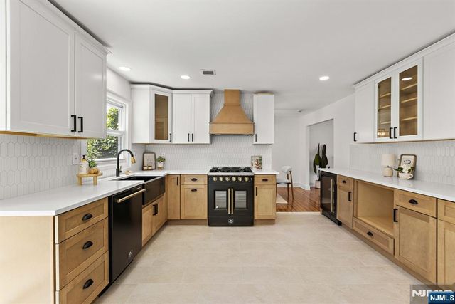 23 John Street, Emerson, NJ 07630