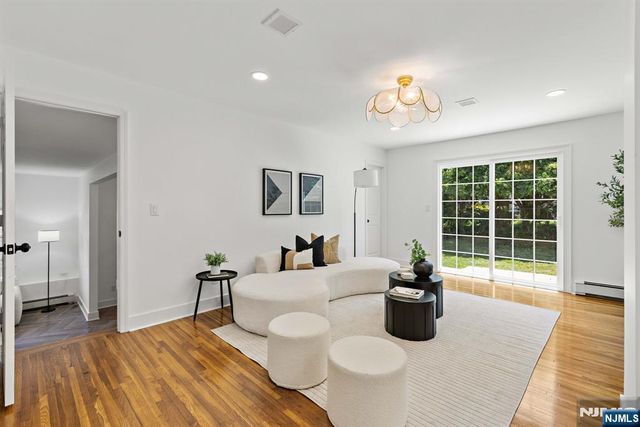 23 John Street, Emerson, NJ 07630