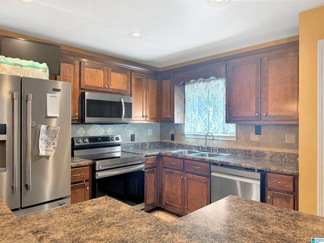 195 PIKE ROAD, Woodstock, AL 35188