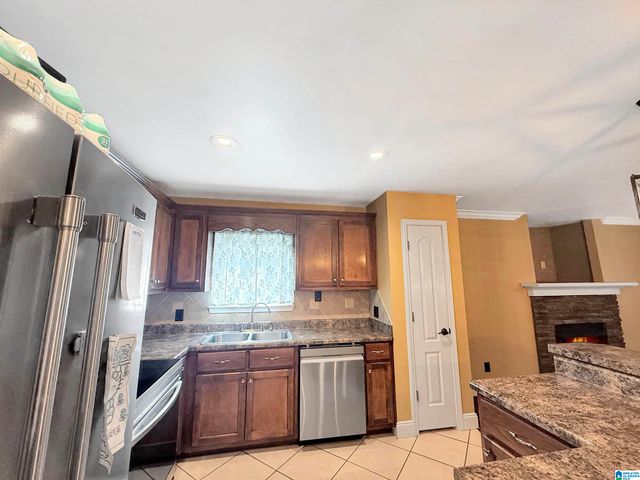 195 PIKE ROAD, Woodstock, AL 35188