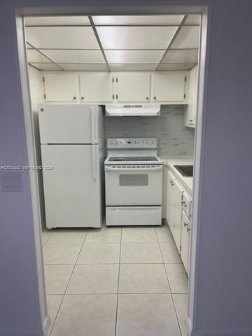 384 Durham L 384, Deerfield Beach, FL 33442